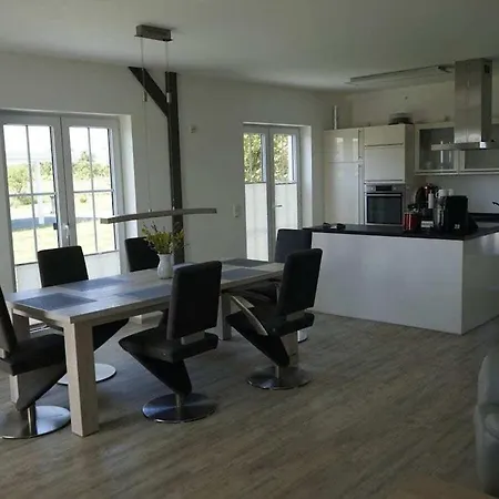 In With Sauna Vaschvitz